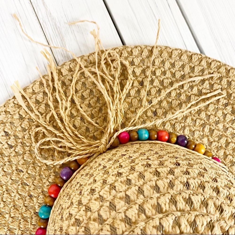 Straw Hat - Picture 7 of 9